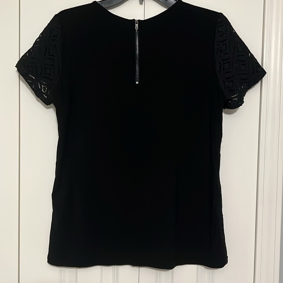 Market & Spruce Women's Black Lace Short Sleeve Top - Size Small - Picture 4 of 7